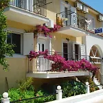 Aparthotel Afrodite Spacious Apartments! 3*