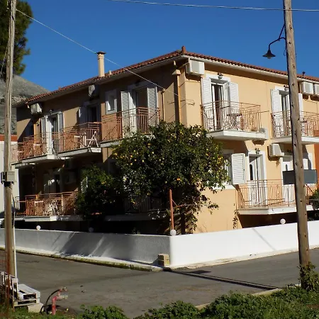 Afrodite Spacious Apartments! 3*