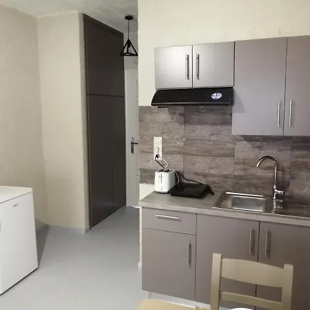 アパートホテル Afrodite Spacious Apartments! Agia Efimia