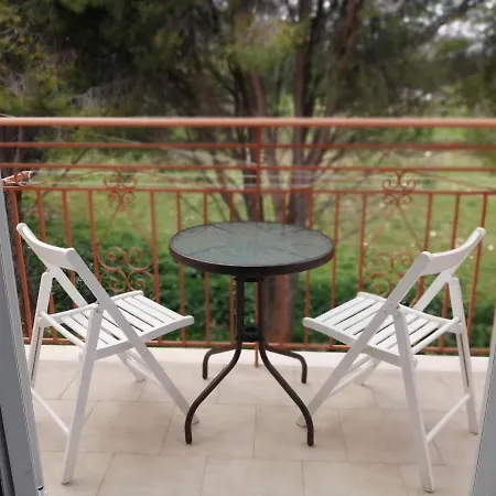 Afrodite Spacious Apartments! 2*