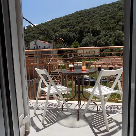 Afrodite Spacious Apartments! 2*