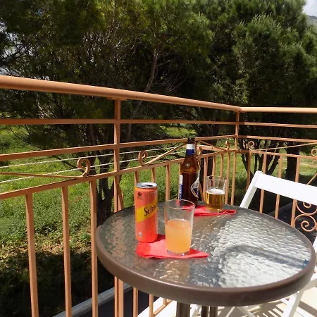 아파트호텔 Afrodite Spacious Apartments! 2*