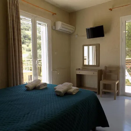 아파트호텔 Afrodite Spacious Apartments! 2*