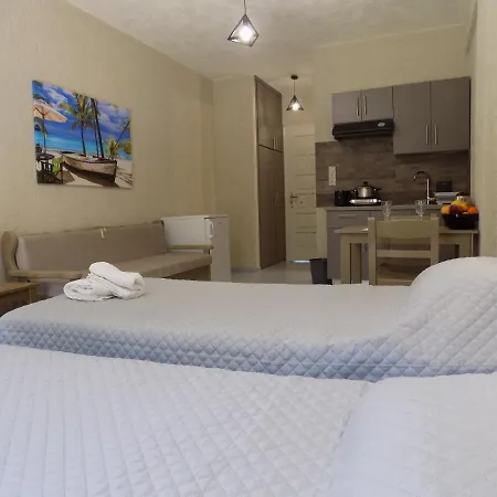 アパートホテル Afrodite Spacious Apartments!