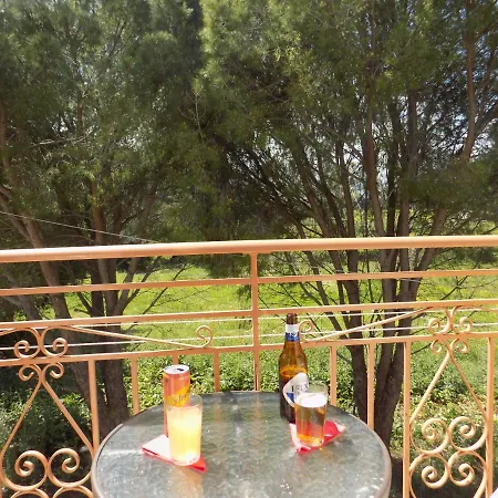 Afrodite Spacious Apartments! 2* Agia Efimia