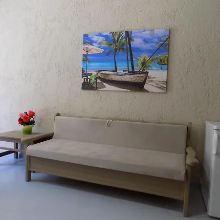 Afrodite Spacious Apartments! アパートホテル 3*