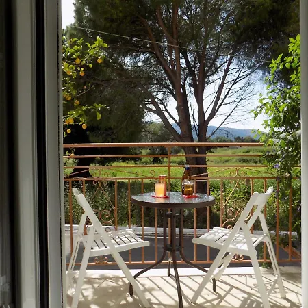 Afrodite Spacious Apartments! 아파트호텔 Agia Efimia
