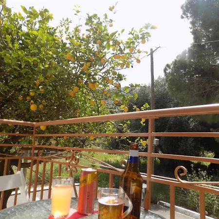 Afrodite Spacious Apartments! 2*