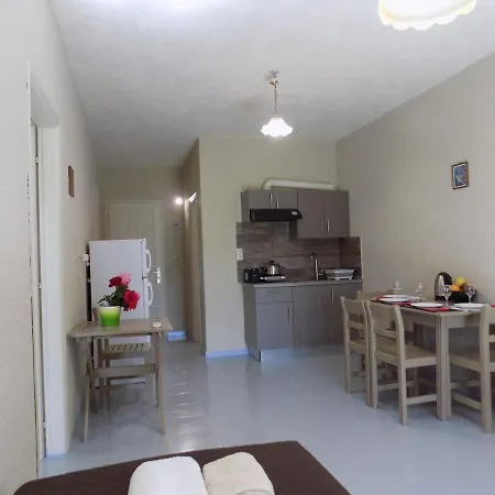 Afrodite Spacious Apartments! 2* Agia Efimia