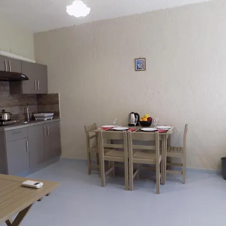 Afrodite Spacious Apartments! Agia Efimia