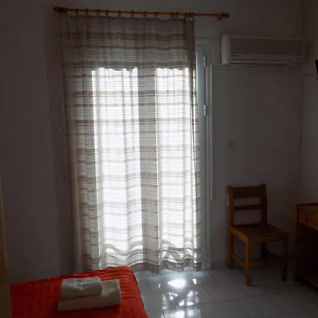 Afrodite Spacious Apartments! Ξενοδοχείο με διαμερίσματα 3*