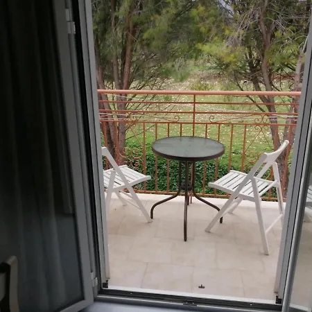 Afrodite Spacious Apartments! Ξενοδοχείο με διαμερίσματα 3*