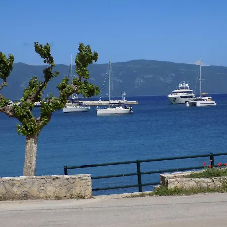 Afrodite Spacious Apartments! Lägenhetshotell Agia Efimia