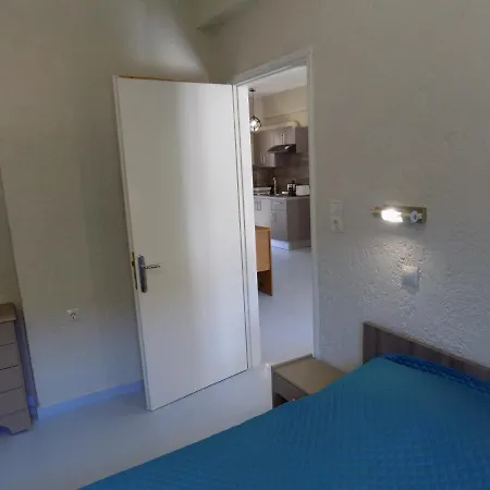 Ξενοδοχείο με διαμερίσματα Afrodite Spacious Apartments!