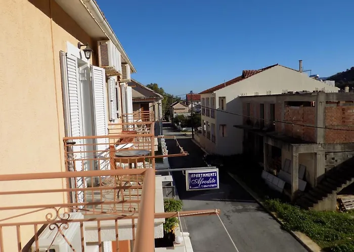 Aparthotel Afrodite Spacious Apartments!