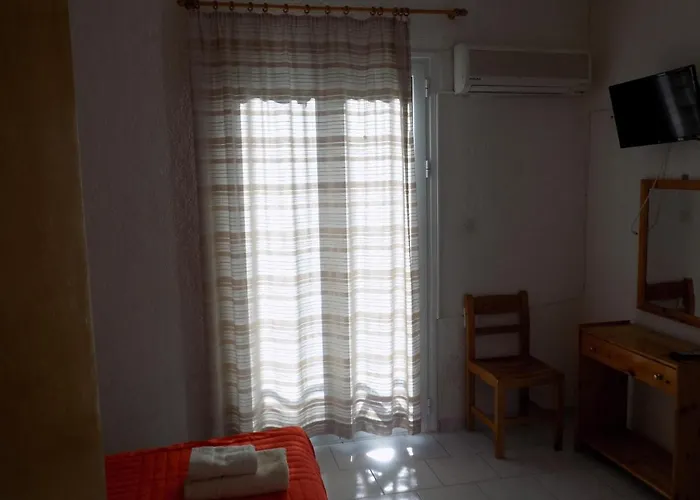 Afrodite Spacious Apartments! Aparthotel 3*