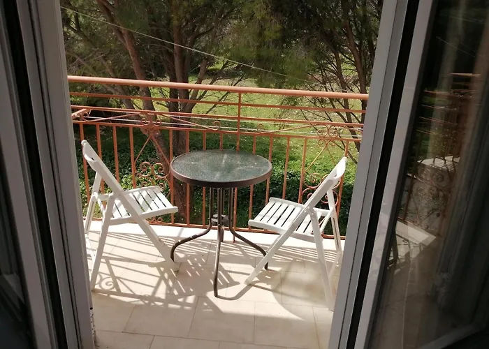 Afrodite Spacious Apartments! Aparthotel 3*