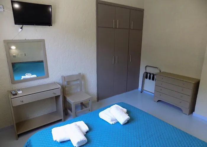 Afrodite Spacious Apartments! 3*