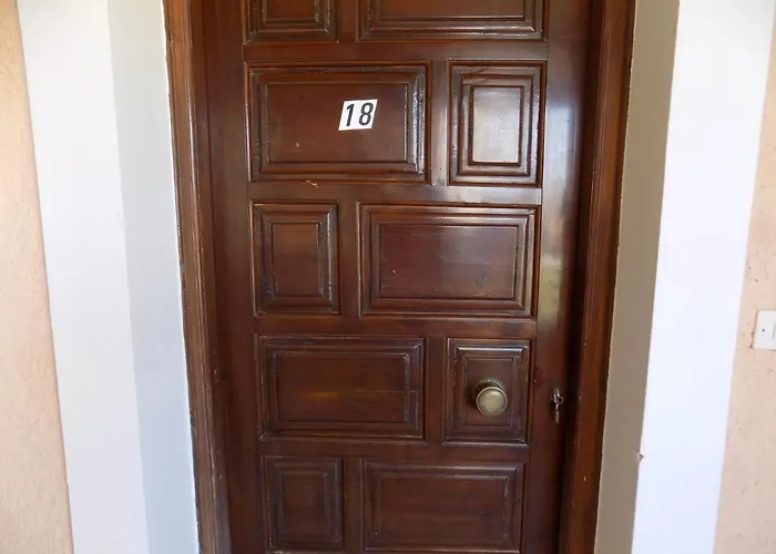 Aparthotel Afrodite Spacious Apartments! Agia Efimia