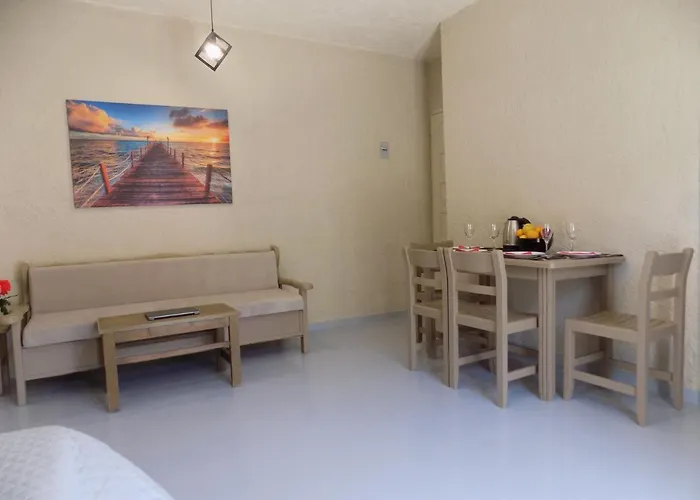 Aparthotel Afrodite Spacious Apartments!